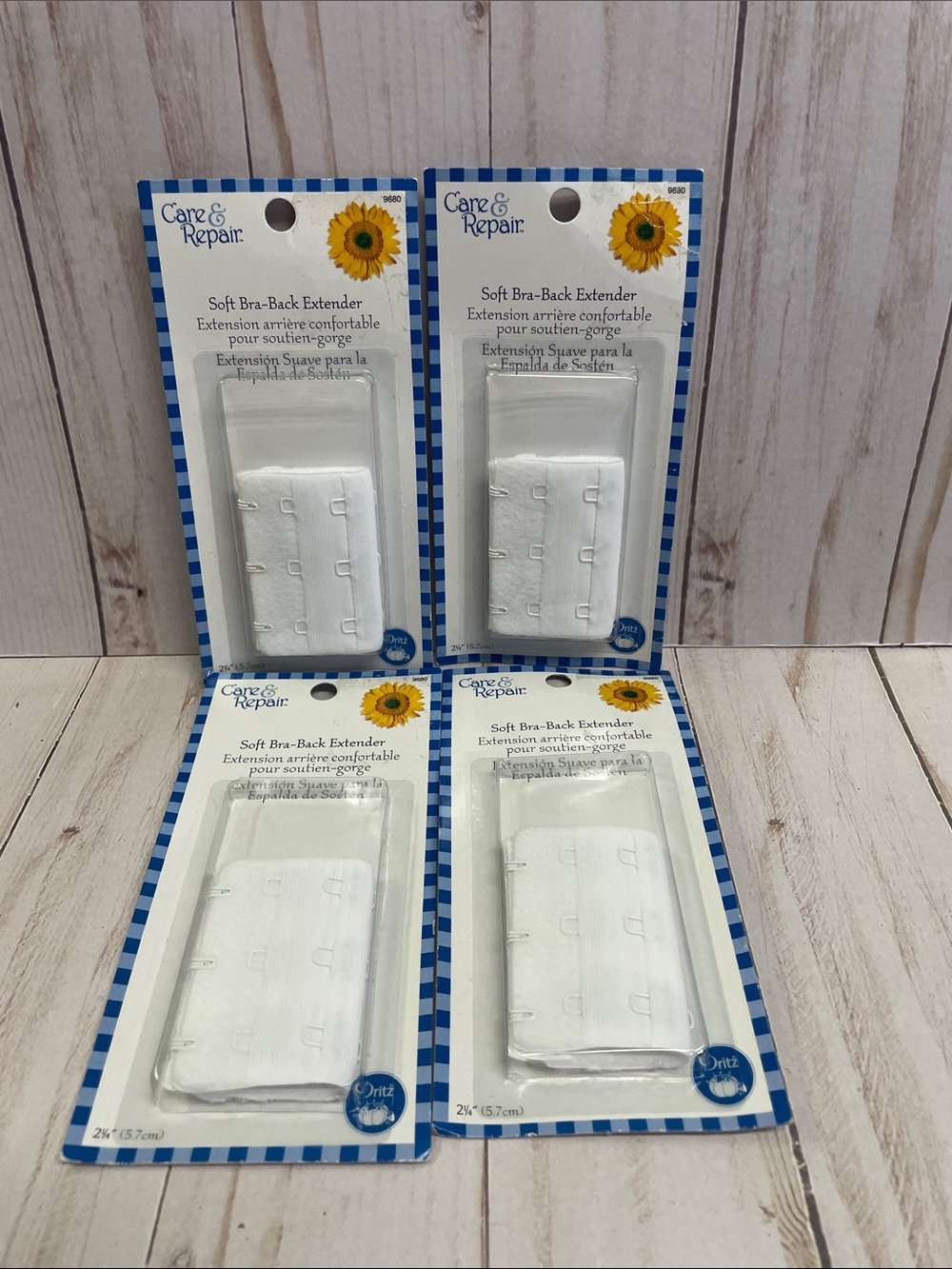 Dritz Soft Bra Back Extender 2 1/4" wide White  3 Rows of Hooks (4-Pack) NEW
